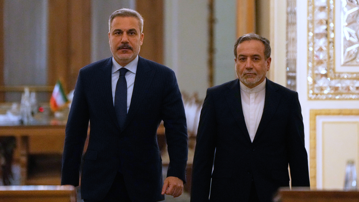 Турция предупреди, че евентуална външна ...