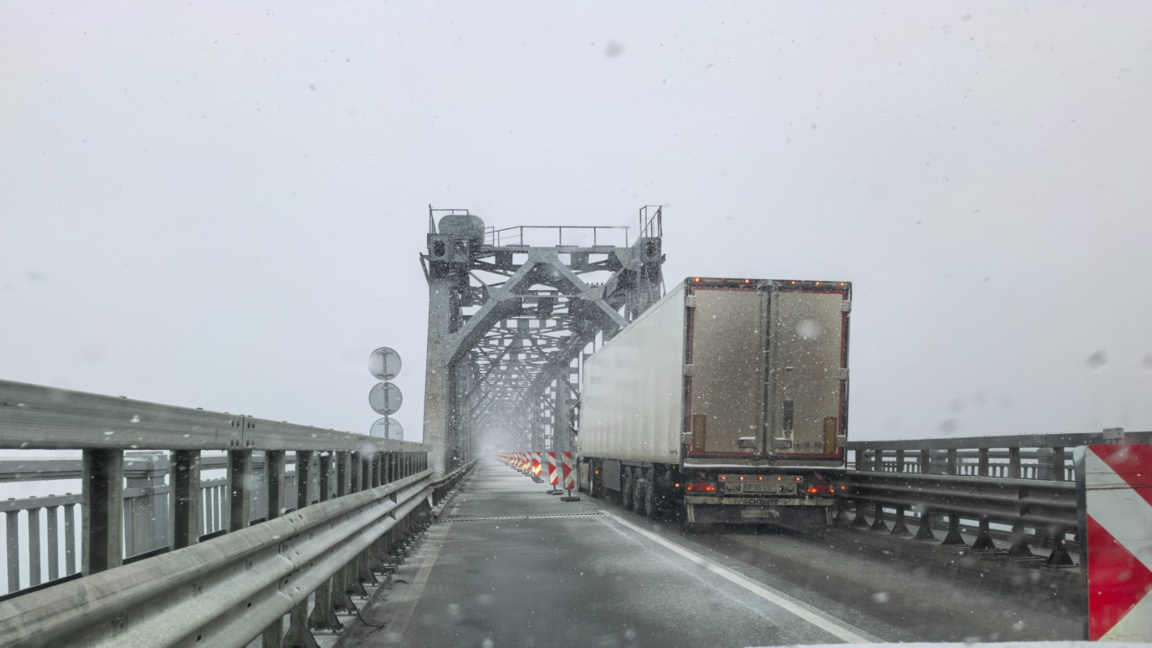 Рекорден трафик по Дунав мост...