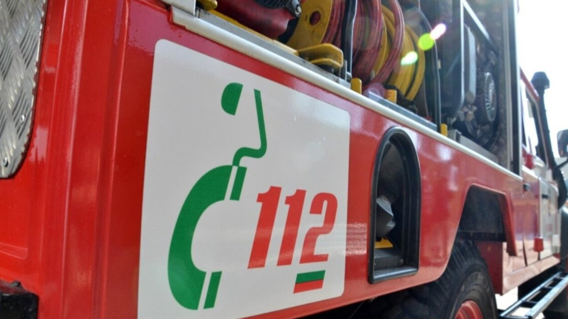 Склад за авточасти е изгорял в Дупница...