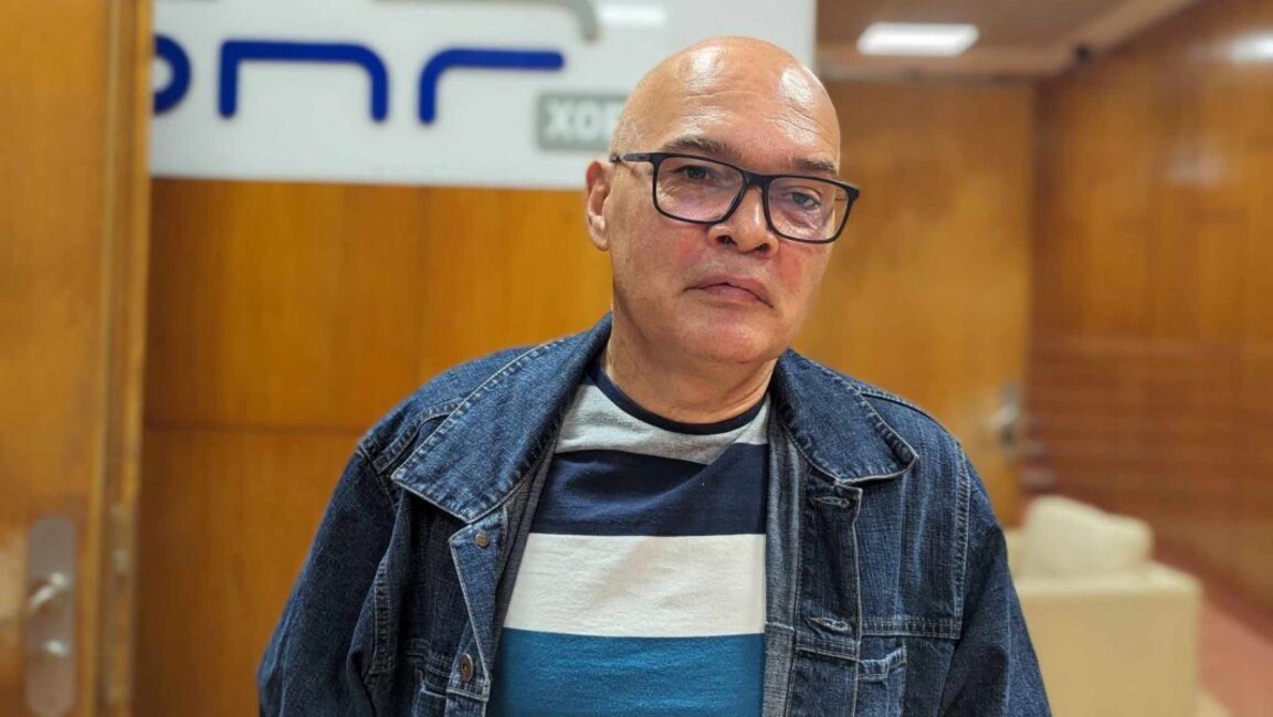 Тихомир Безлов