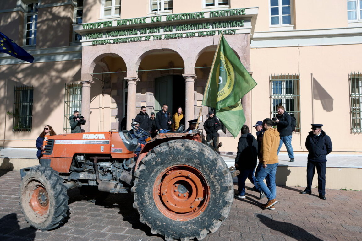Протест на фермери на остров Лесбос