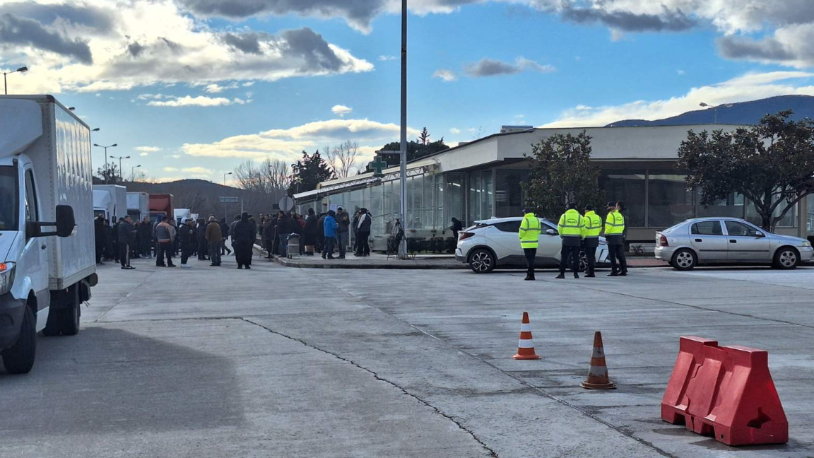 Движението между България и Гърция е блокирано от гръцките фермери