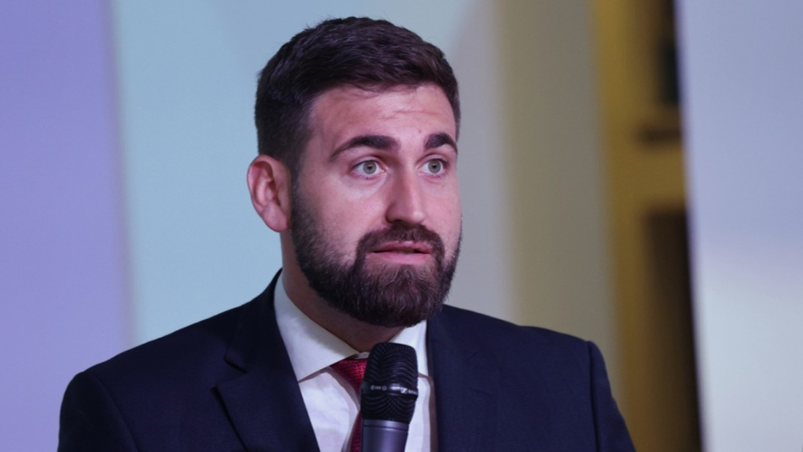 Комисия в ЕП гласува за запазване на обе...