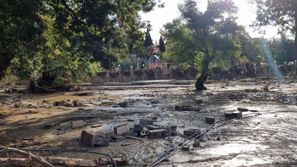 Ваканционно селище "Елените", 4 октомври 2025 г.