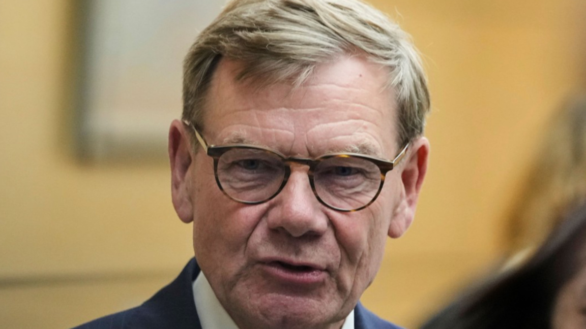 Германия омаловажи риска от американска ...