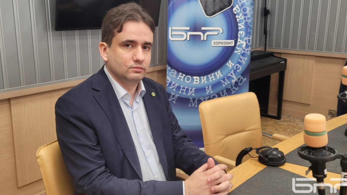 Божидар Божанов