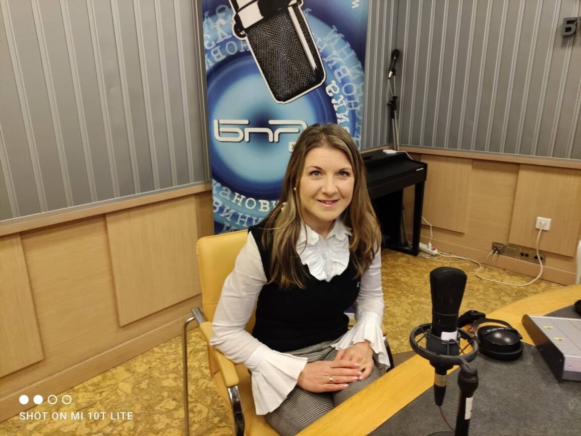 Габриела Руменова, "Ние, потребителите"