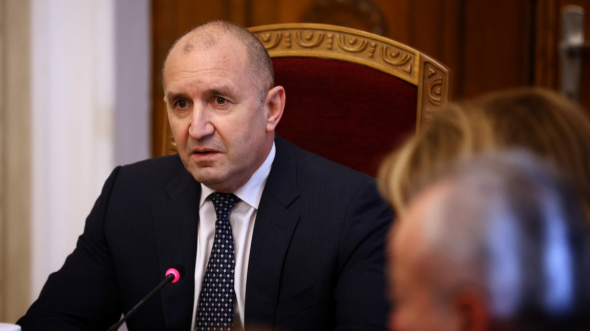 Президентът връчва мандат за съставяне на правителство на ГЕРБ-СДС