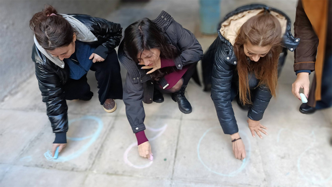 В училище "АБВ Учебна академия" в Атина ...