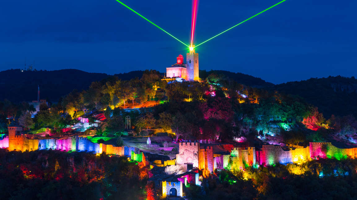 "Звук и светлина" е уникално по рода си аудио-визуално преживяване.