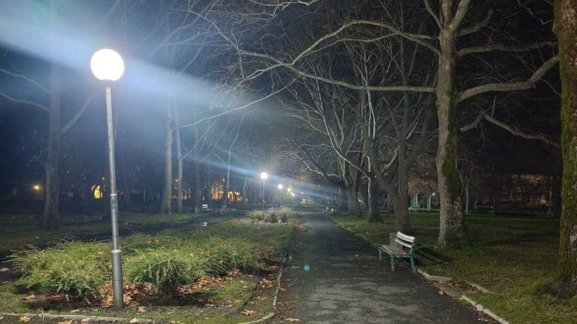 Възстановеното осветление в парк "Горубсо"