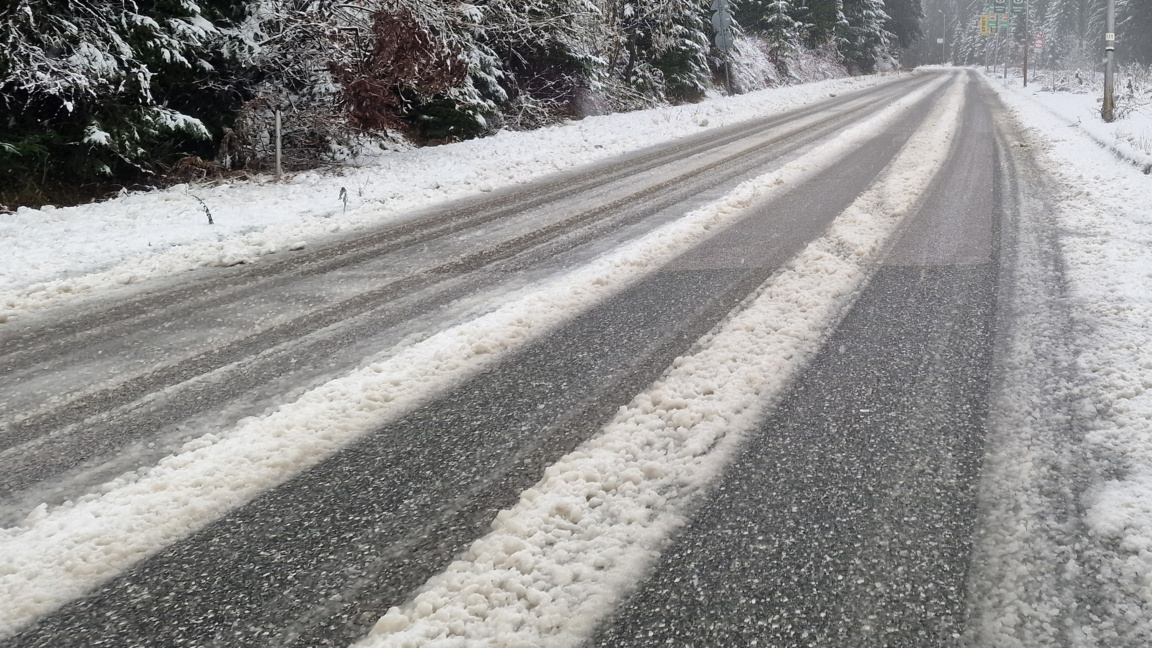 Минус 15 градуса измериха на Пампорово през нощта