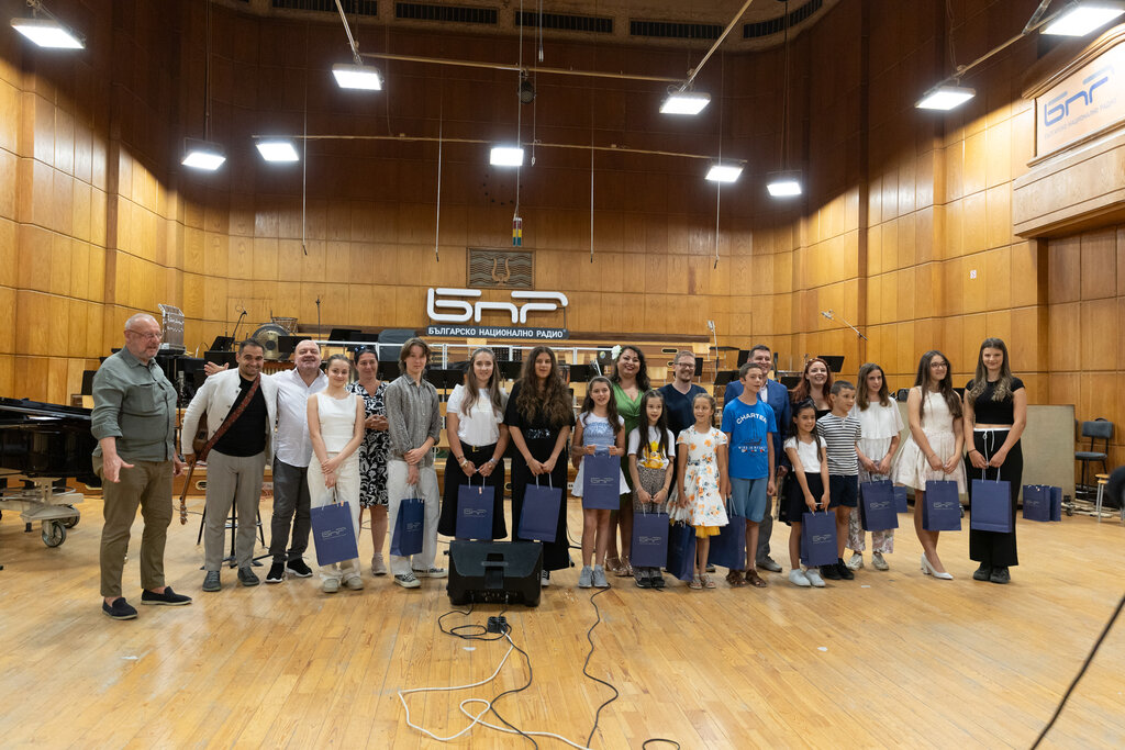 Кои са ИСКРИ- те на 2025- та?