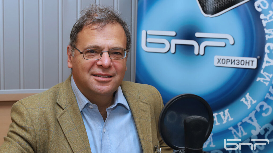 Юлиян Попов